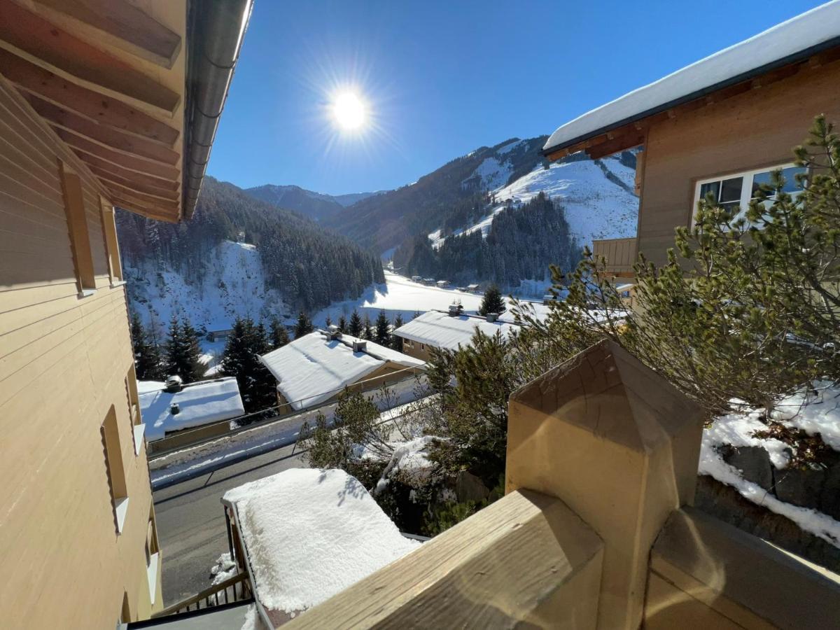 Alpenparks Apartment & Ferienresort Rehrenberg Viehhofen Exterior foto